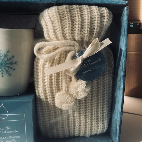 NWT–Relaxing Cozy Gift Set – Rose & Robin - Picture 4 of 7